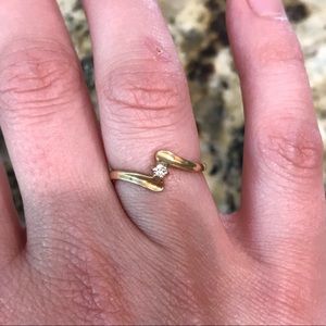 Size 5 10k Gold Diamond ring